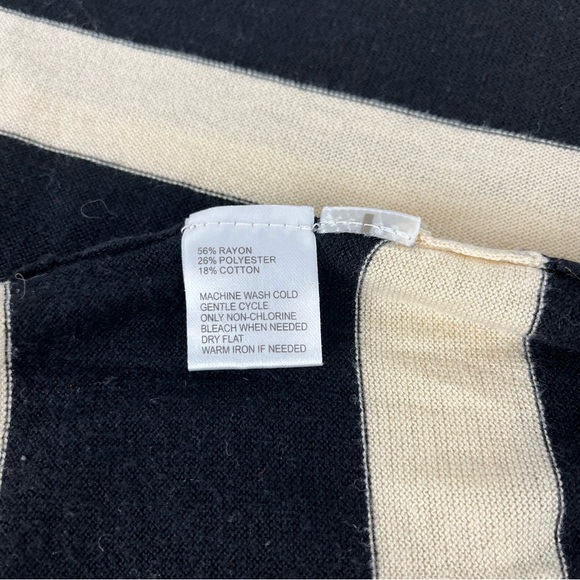 Ann Taylor LOFT Striped Short Sleeve Lightweight Sweater Black Ecru LooseFit XSP - Picture 8 of 10